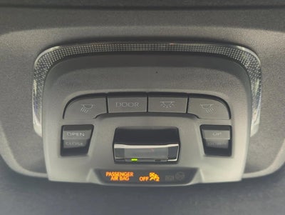 2025 Toyota Corolla Cross Hybrid XSE 4WD (Natl)