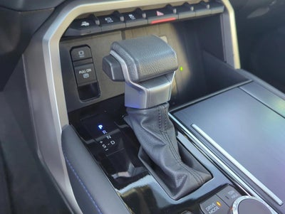 2023 Toyota Sequoia Platinum 4WD (Natl)