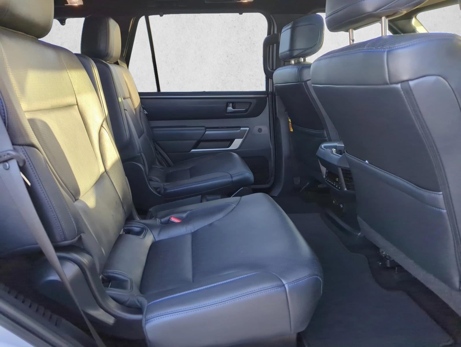 2023 Toyota Sequoia Platinum 4WD (Natl)