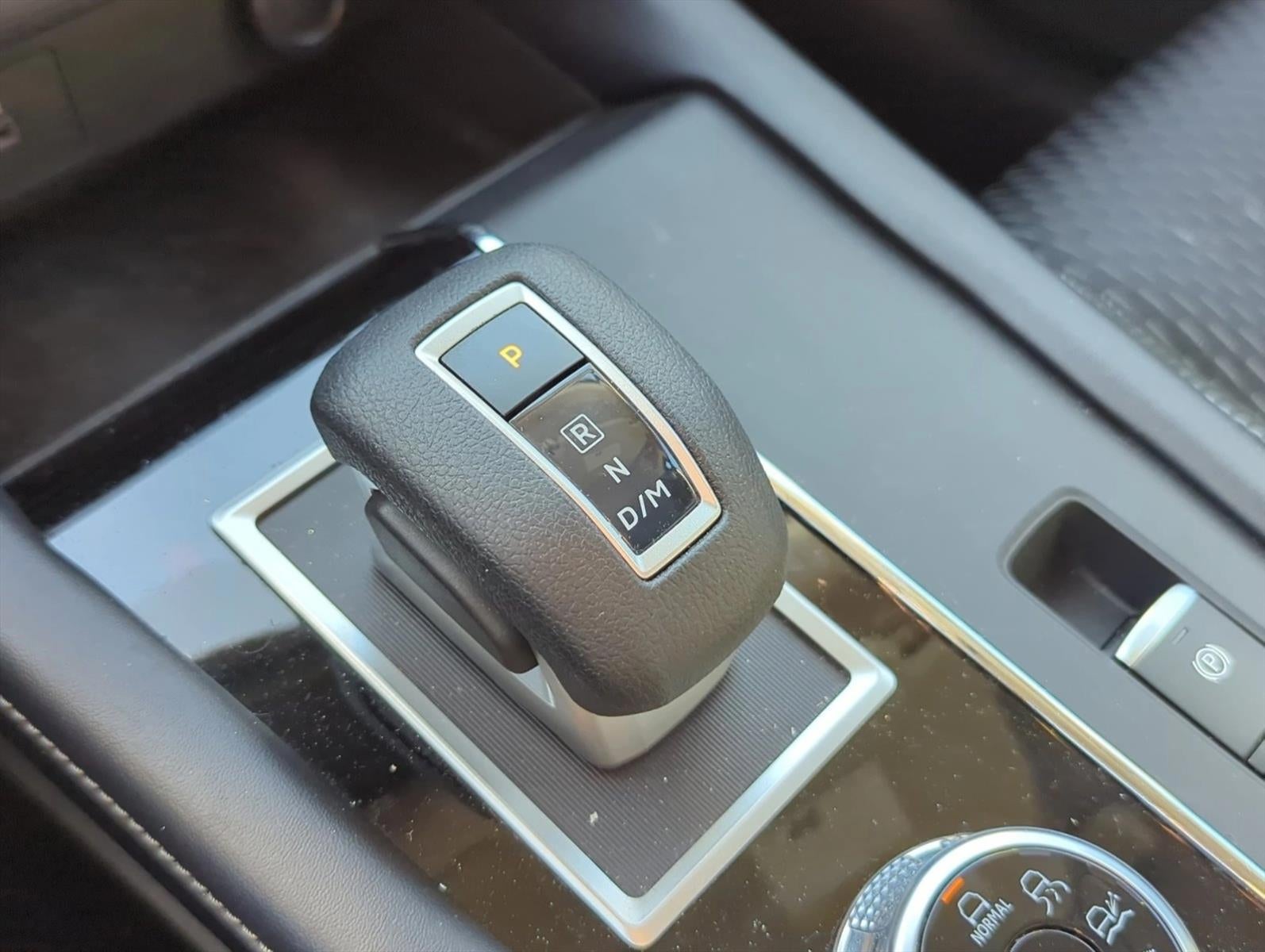 2022 Mitsubishi Outlander ES FWD