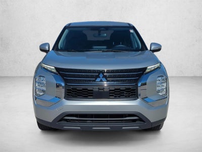 2022 Mitsubishi Outlander ES FWD