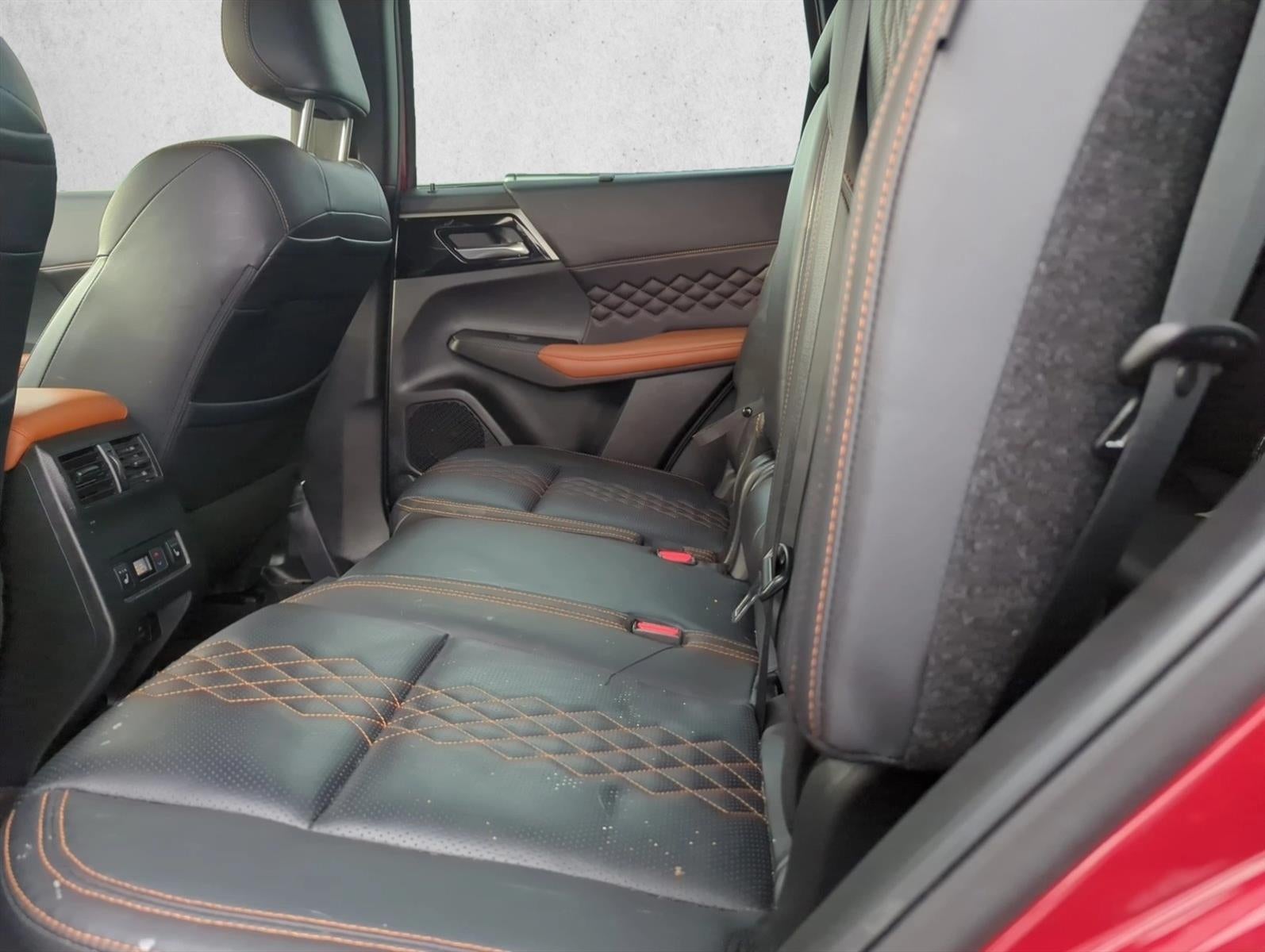2023 Mitsubishi Outlander SEL FWD