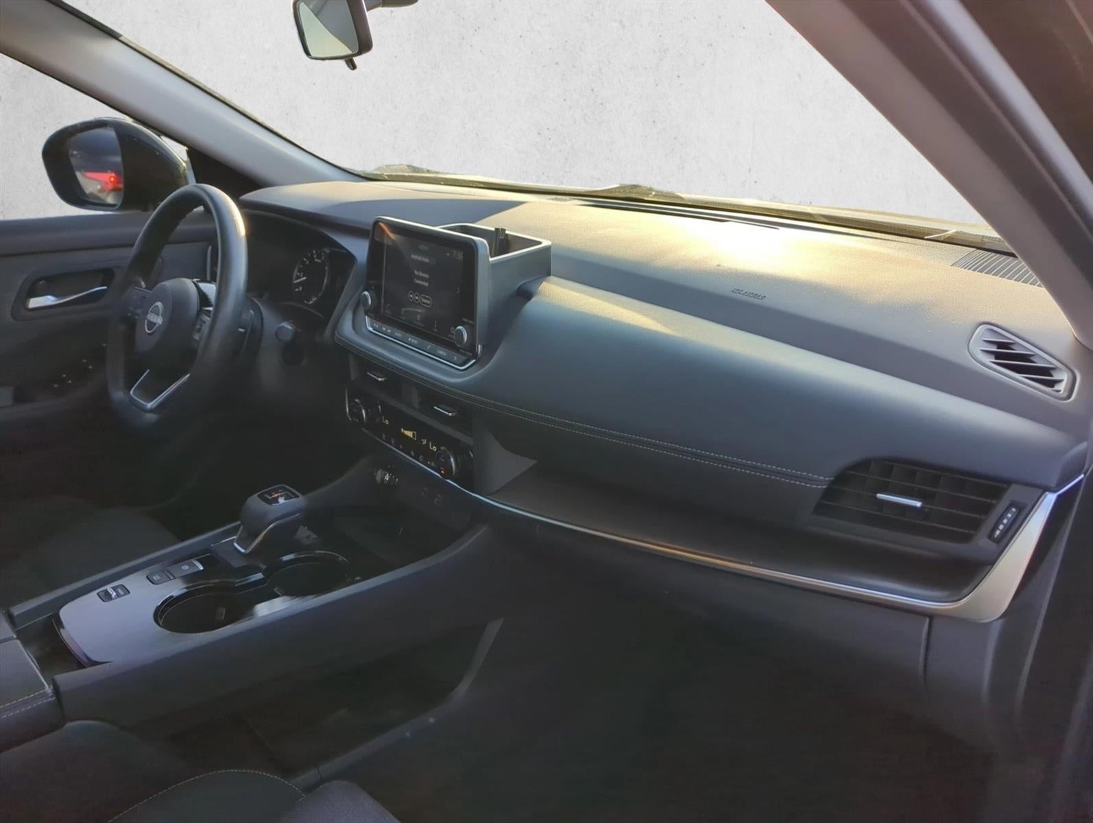 2023 Nissan Rogue FWD SV