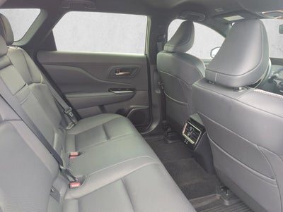 2025 Toyota Crown Signia XLE AWD (Natl)