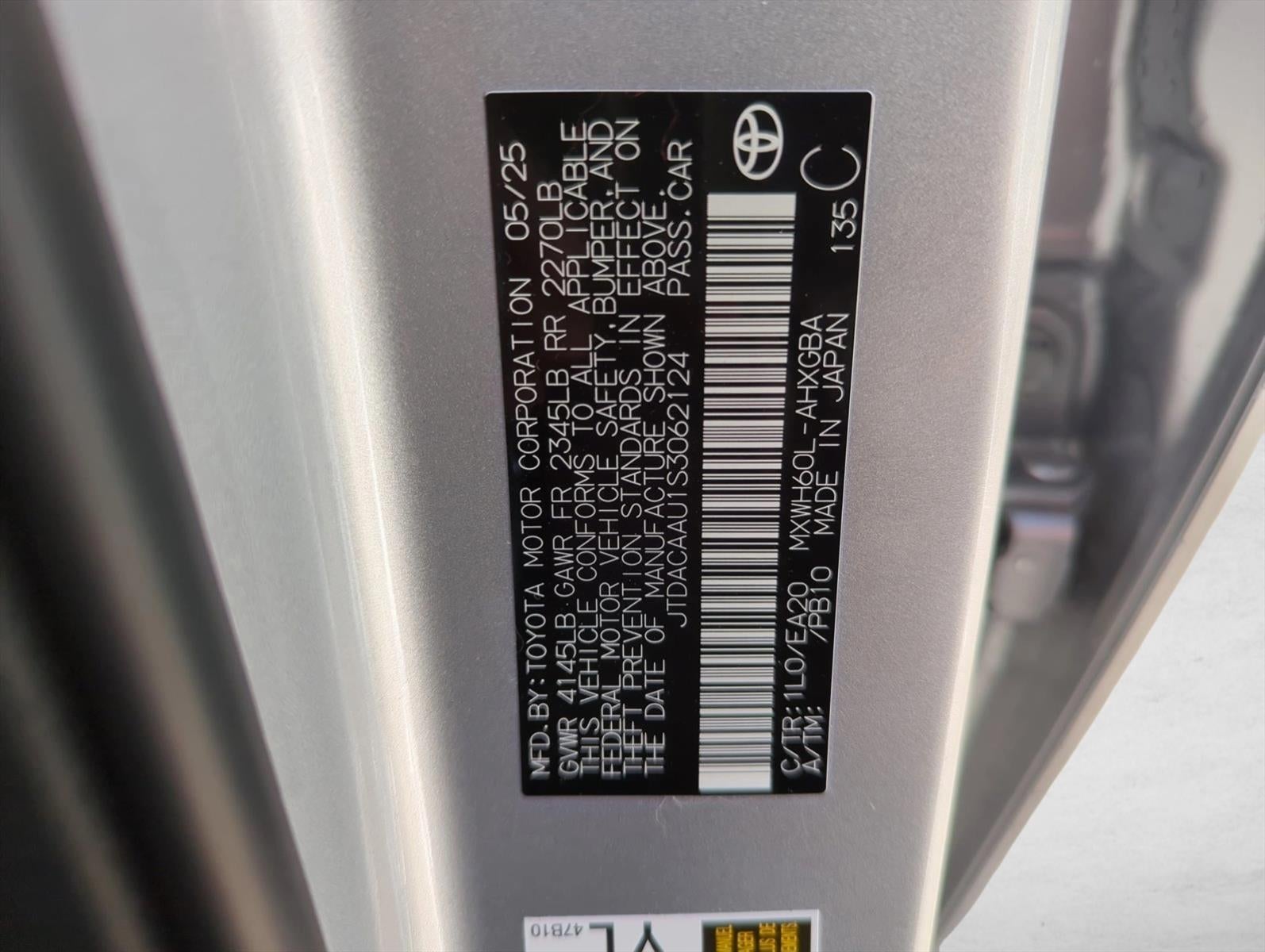 2025 Toyota Prius XLE (Natl)