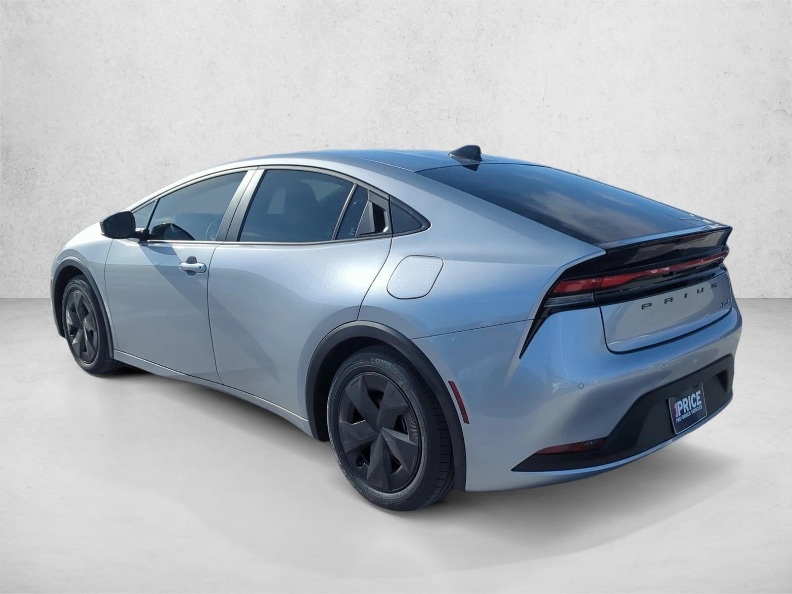 2026 Toyota Prius LE (Natl)