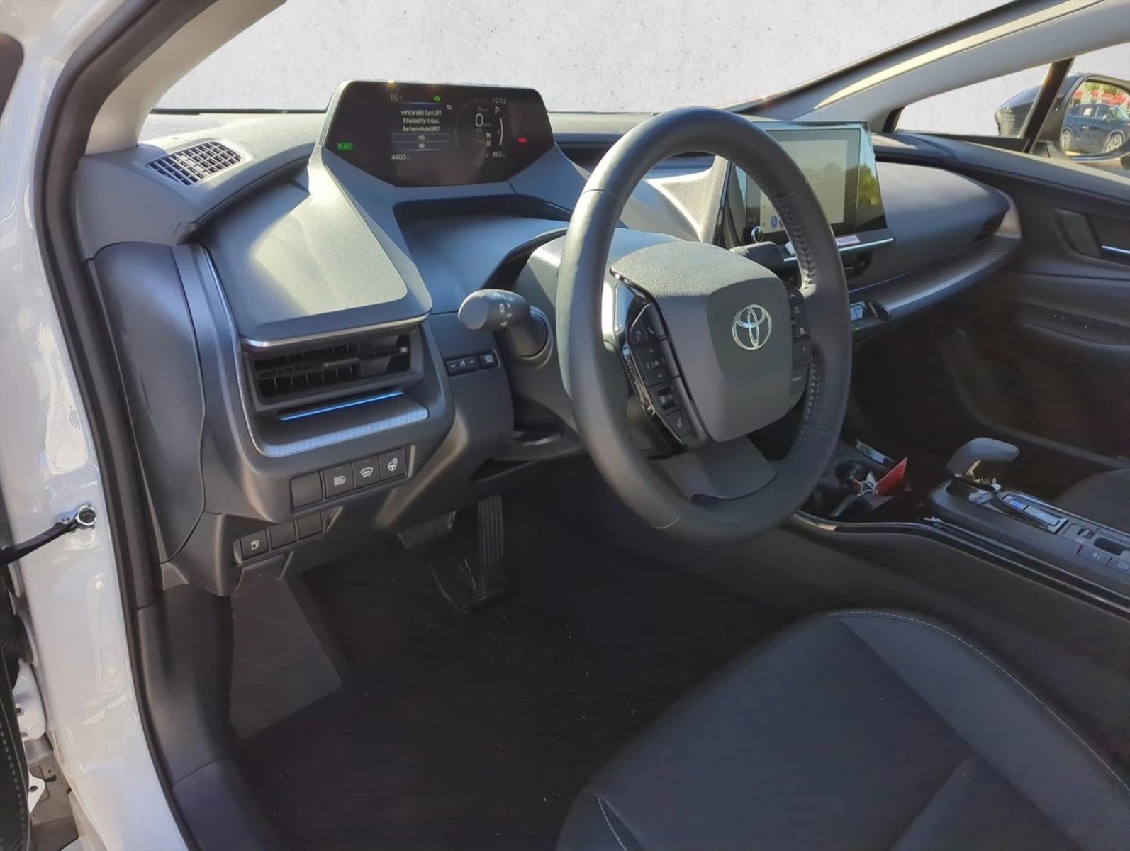 2025 Toyota Prius XLE (Natl)