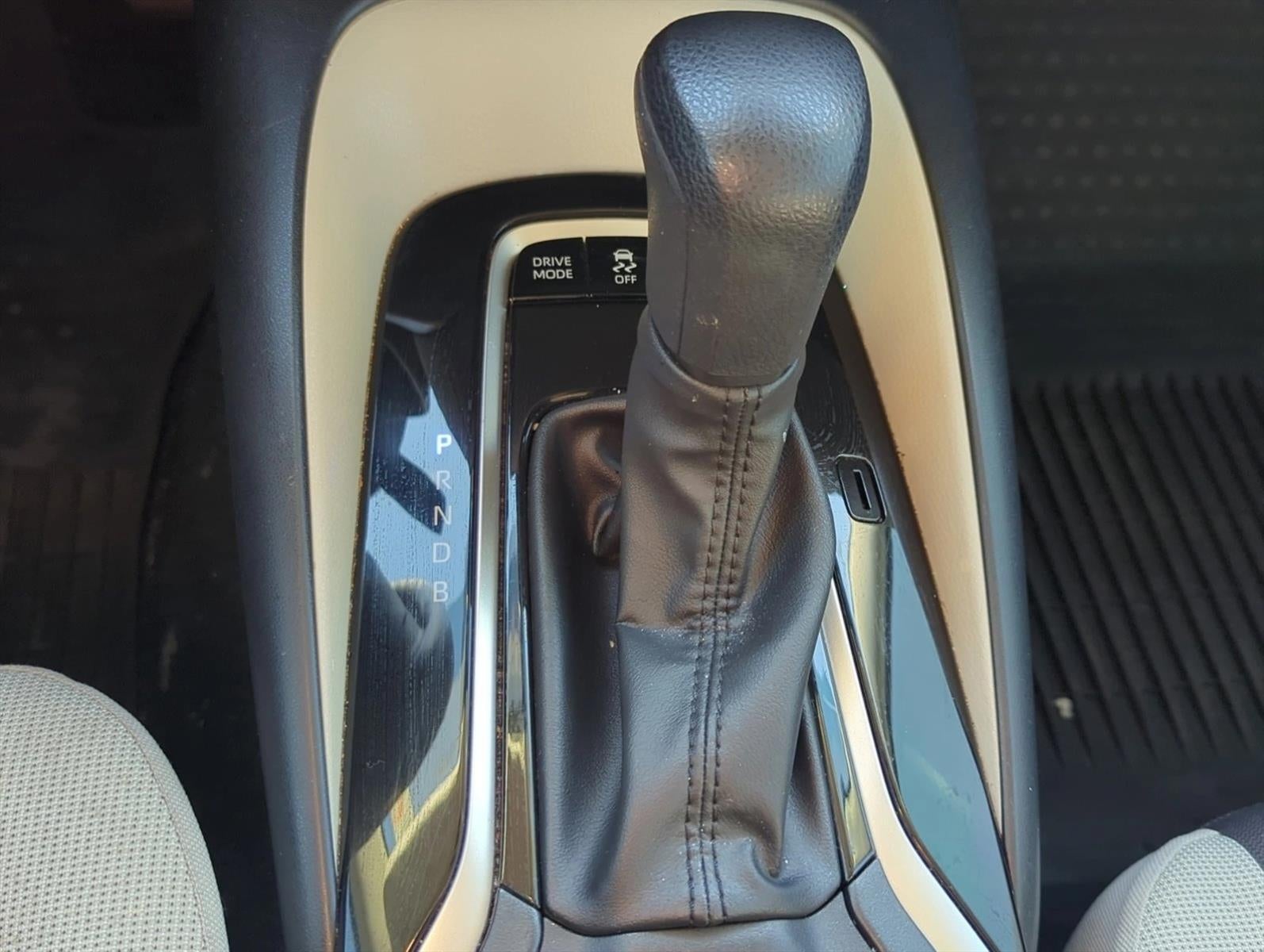 2023 Toyota Corolla Hybrid LE FWD (Natl)