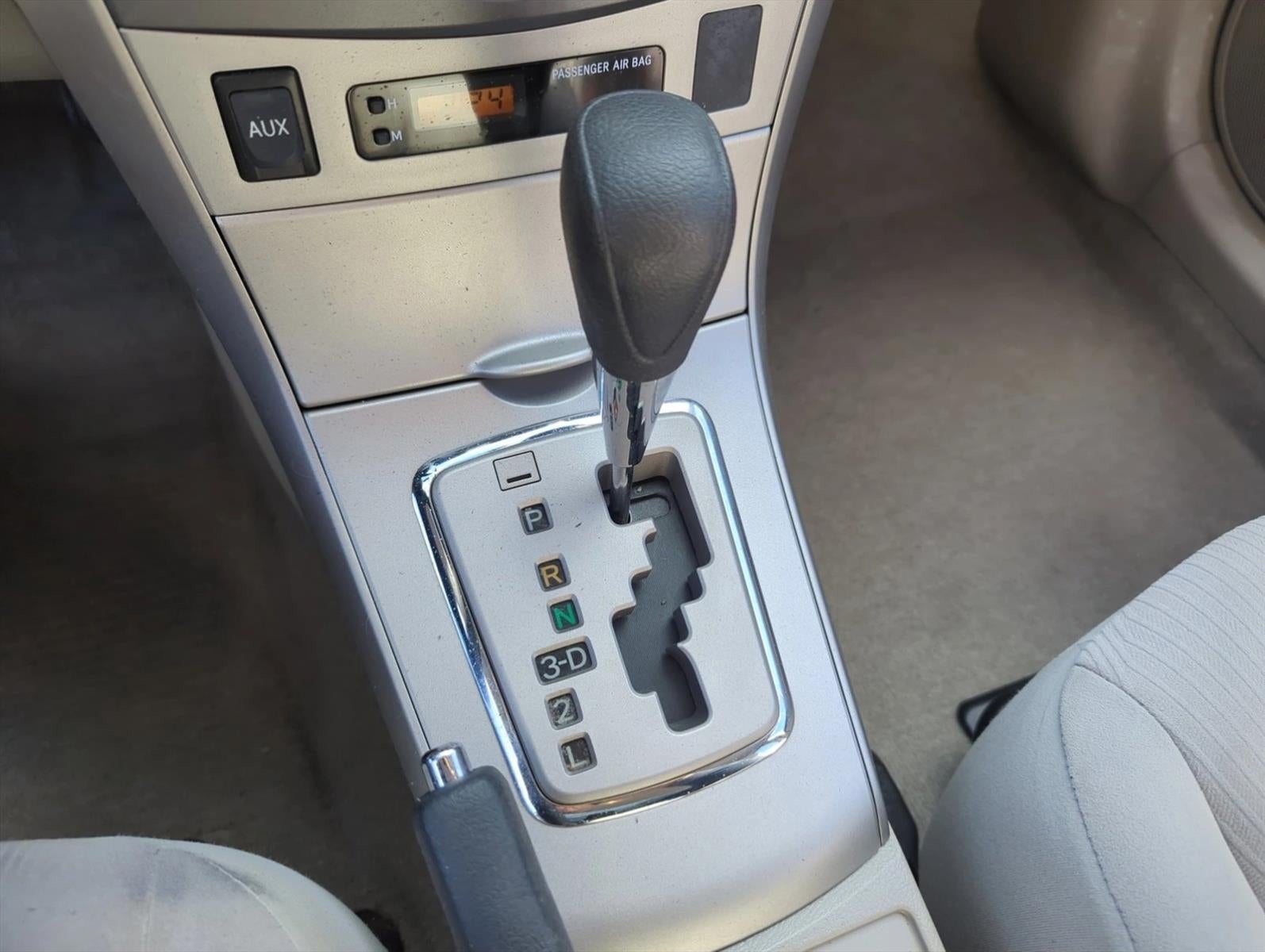 2011 Toyota Corolla 4dr Sdn Auto LE (Natl)