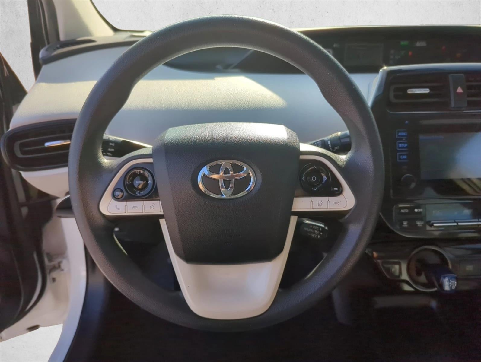 2018 Toyota Prius Two Eco (Natl)