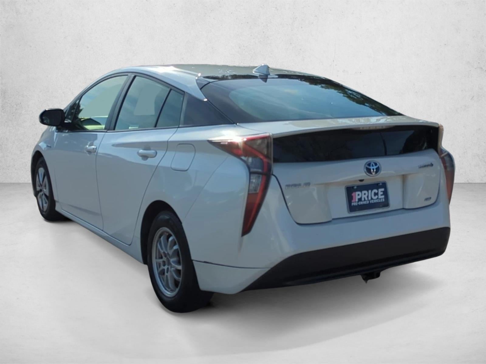 2018 Toyota Prius Two Eco (Natl)
