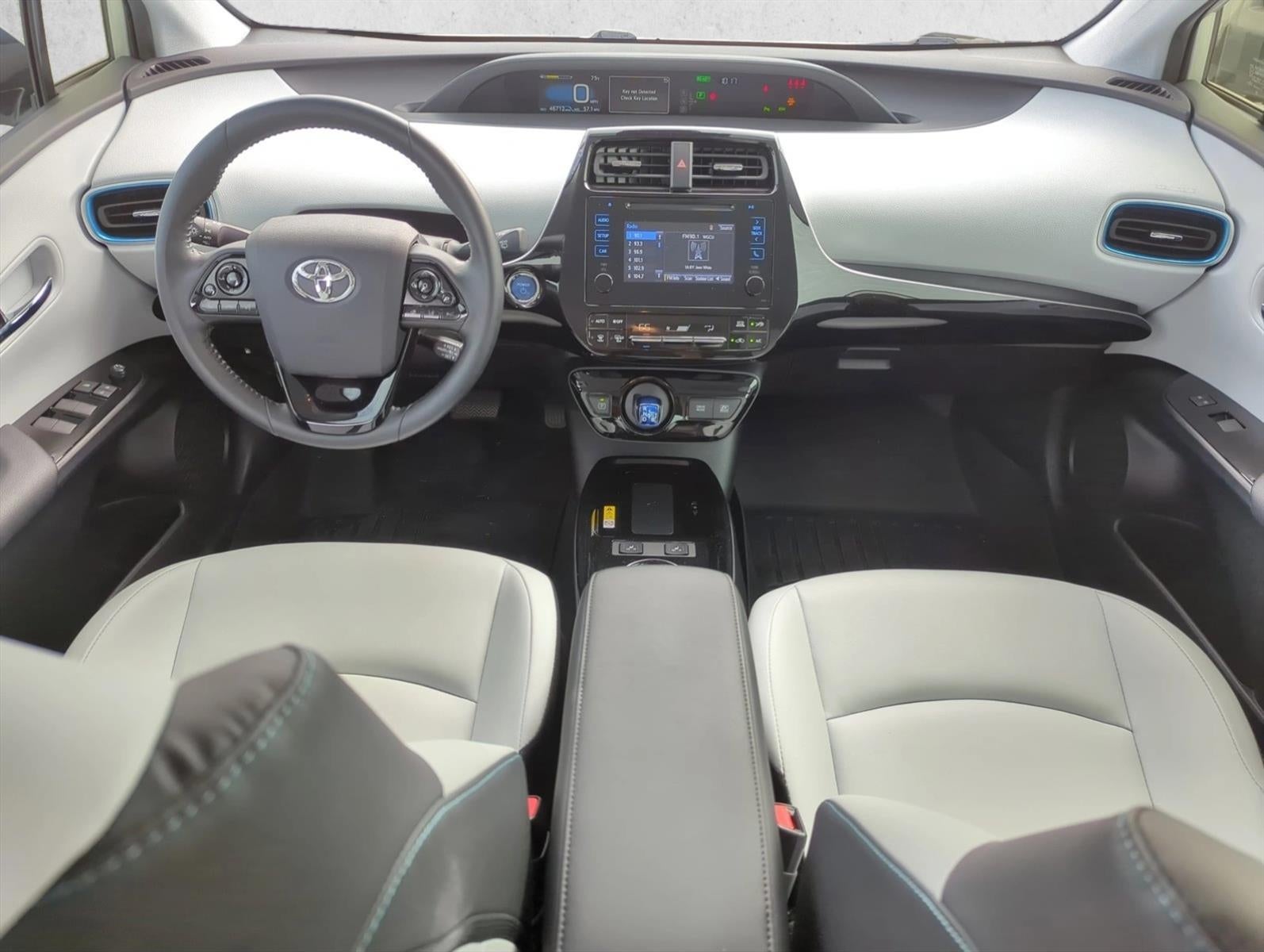 2019 Toyota Prius XLE (Natl)