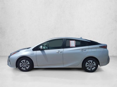 2018 Toyota Prius Three (Natl)