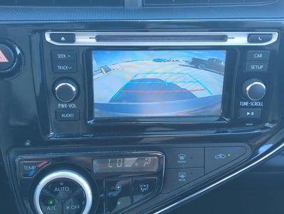 2018 Toyota Prius c Two (GS)