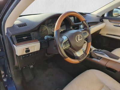 2016 Lexus ES 300h 4dr Sdn Hybrid