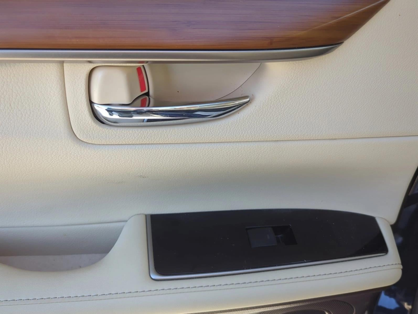 2016 Lexus ES 300h 4dr Sdn Hybrid