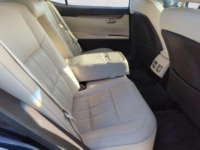 2016 Lexus ES 300h 4dr Sdn Hybrid