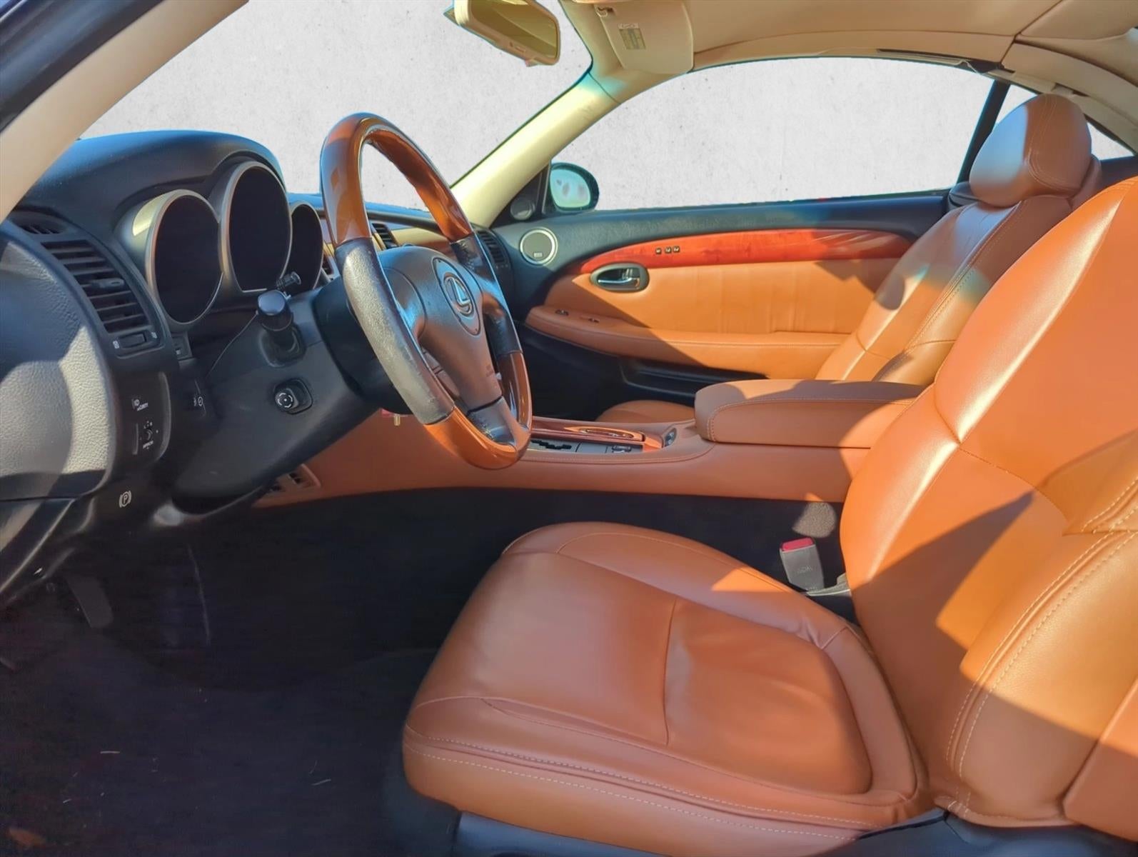 2004 Lexus SC 430 
