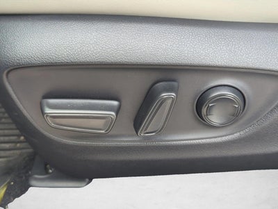2023 Toyota RAV4 Hybrid XLE Premium AWD (Natl)