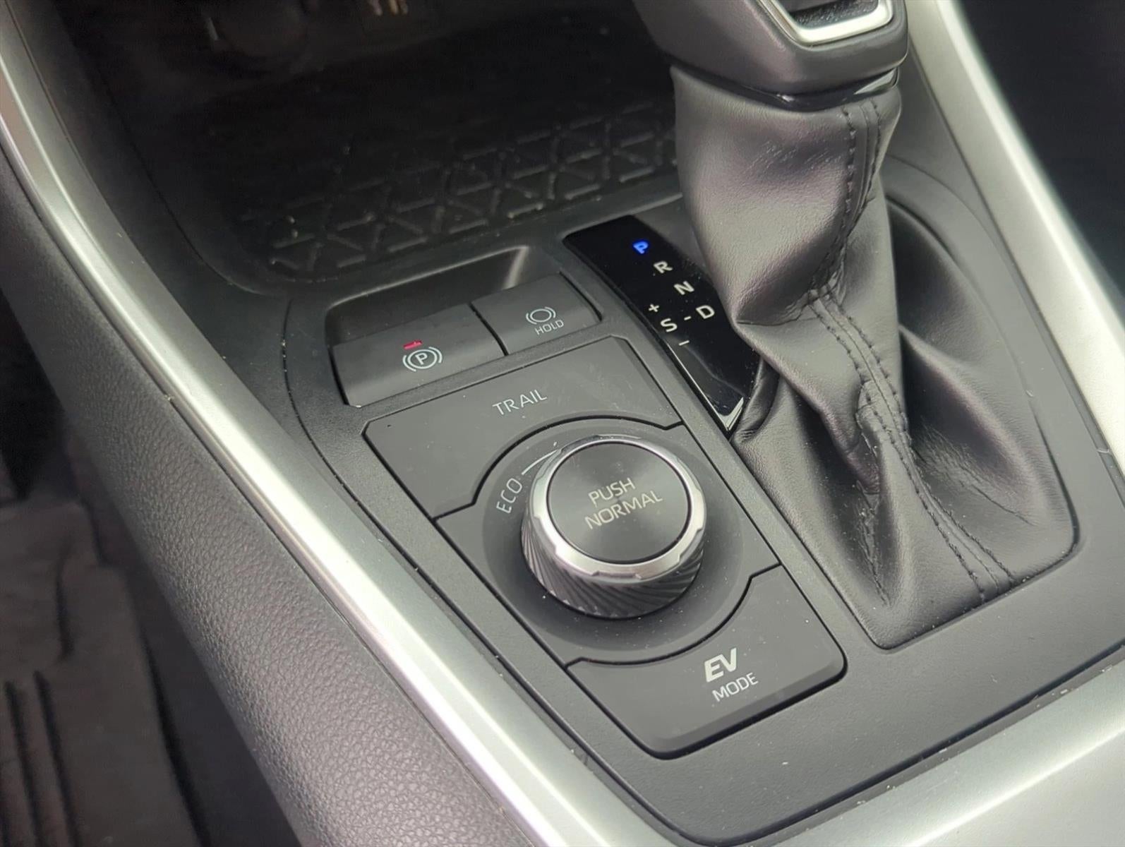 2023 Toyota RAV4 Hybrid XLE Premium AWD (Natl)