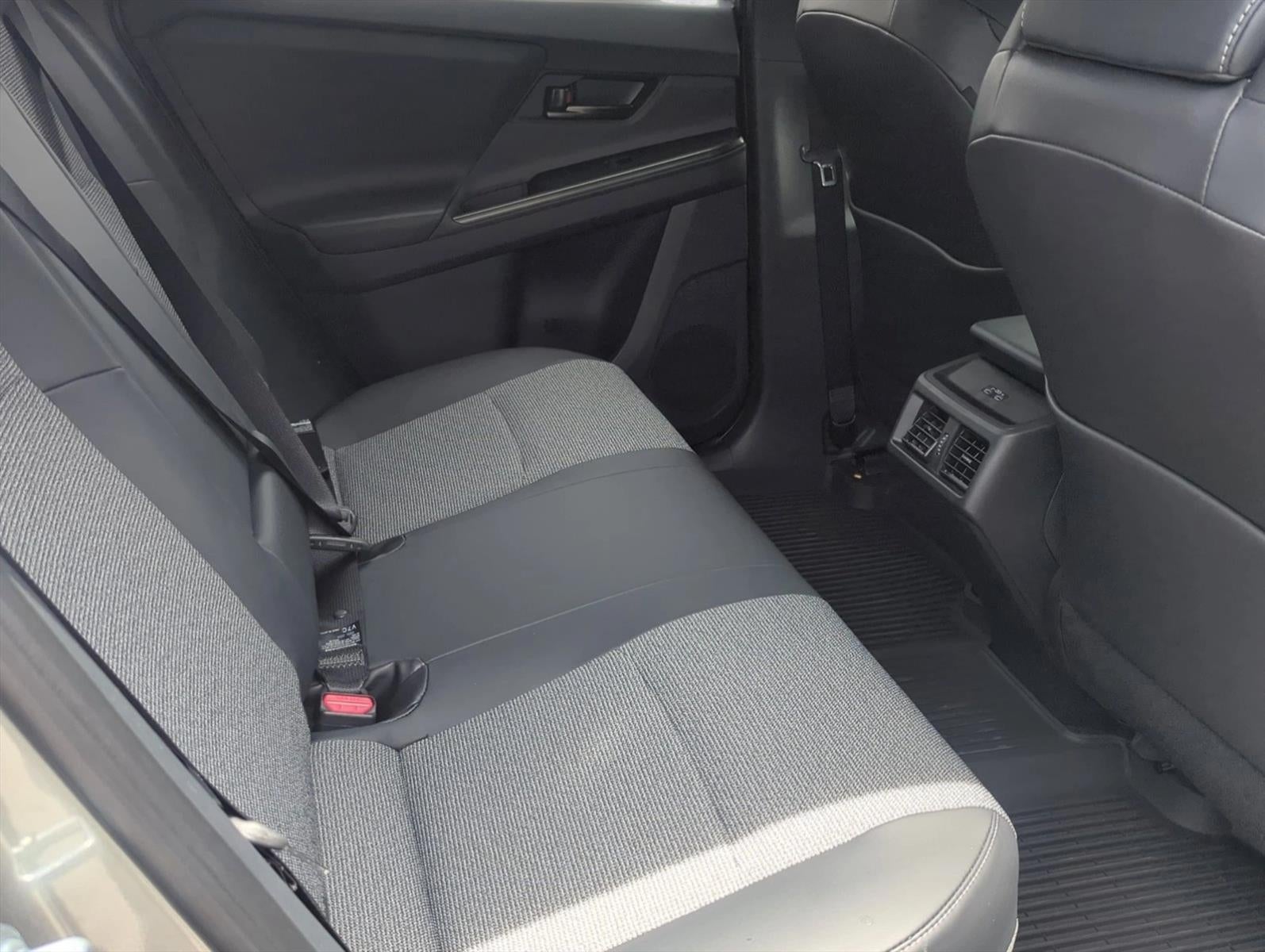 2026 Toyota bZ XLE Plus FWD (Natl)
