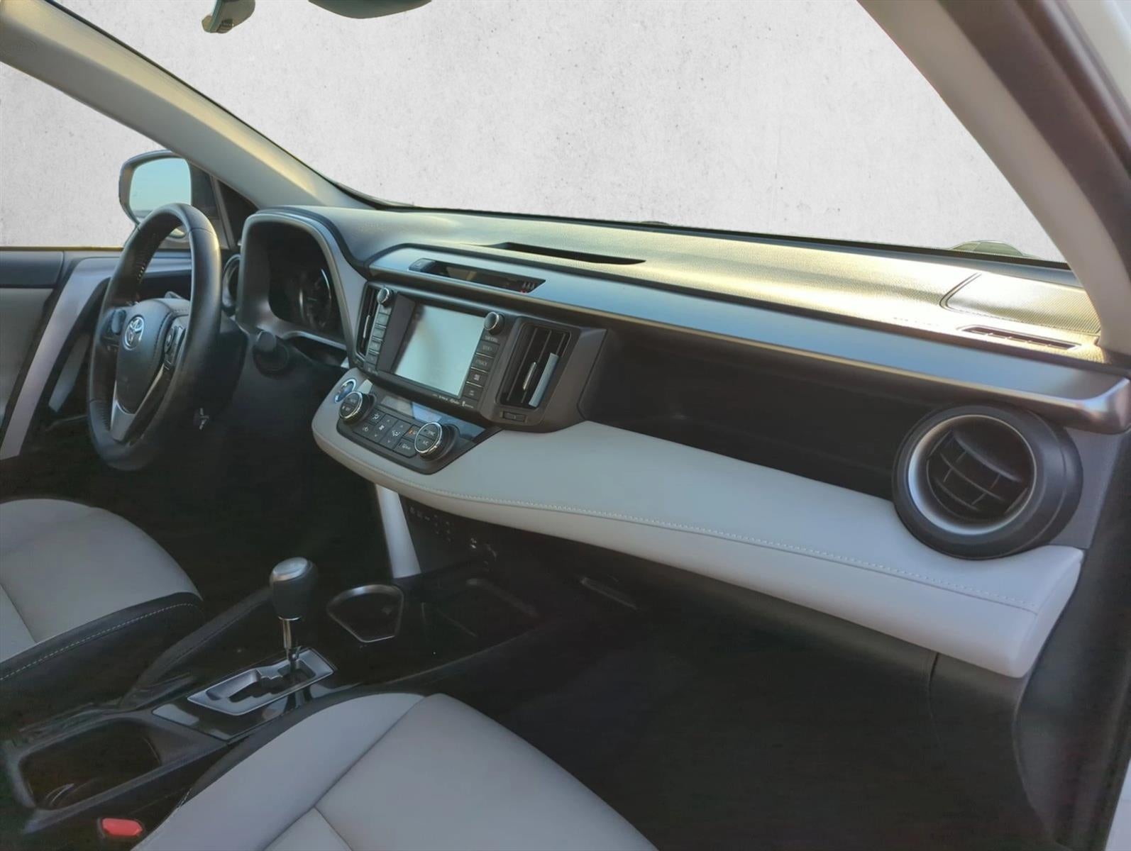 2017 Toyota RAV4 Hybrid Limited AWD (Natl)