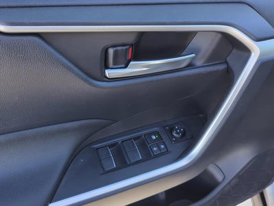 2022 Toyota RAV4 Hybrid XLE AWD (Natl)