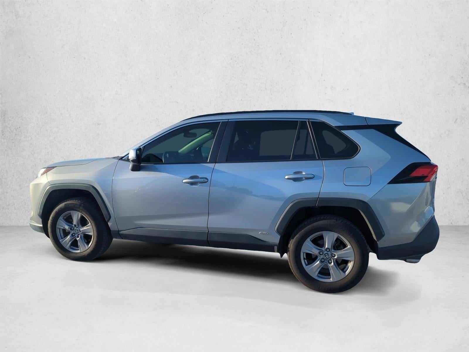 2022 Toyota RAV4 Hybrid XLE AWD (Natl)