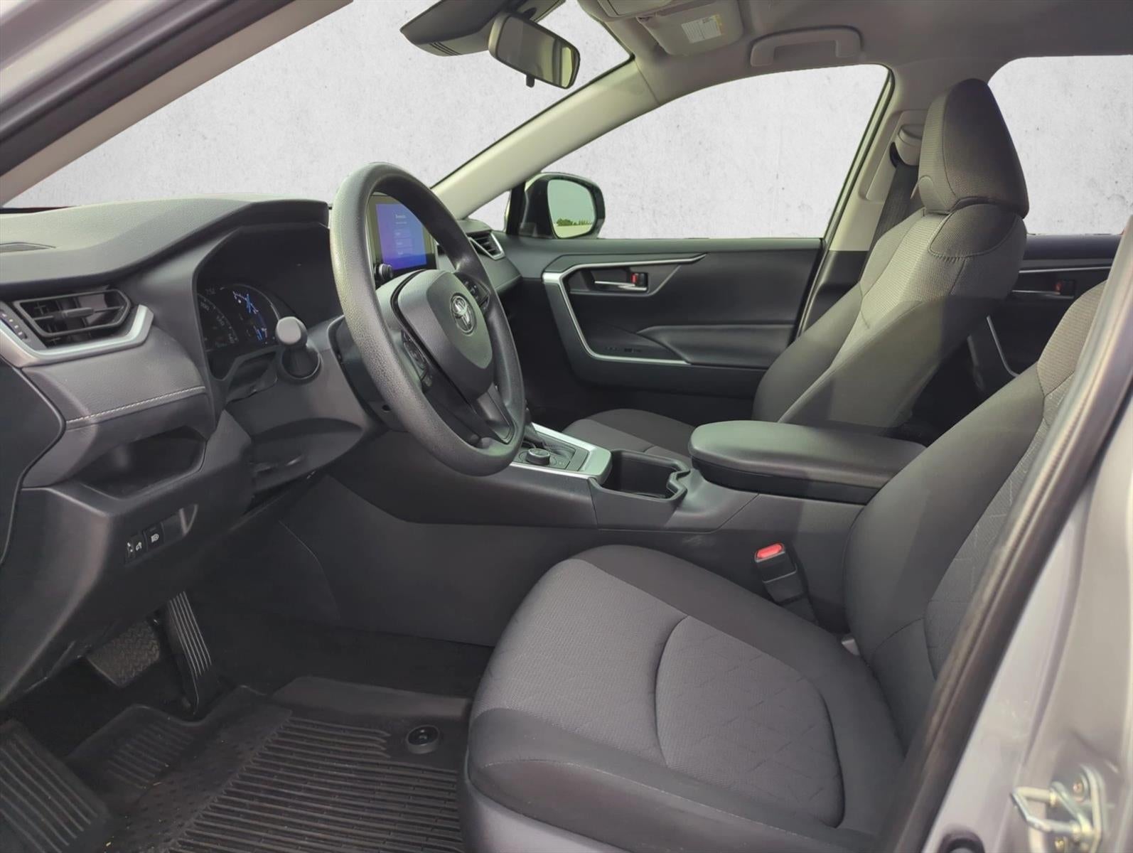 2025 Toyota RAV4 Hybrid XLE AWD (Natl)