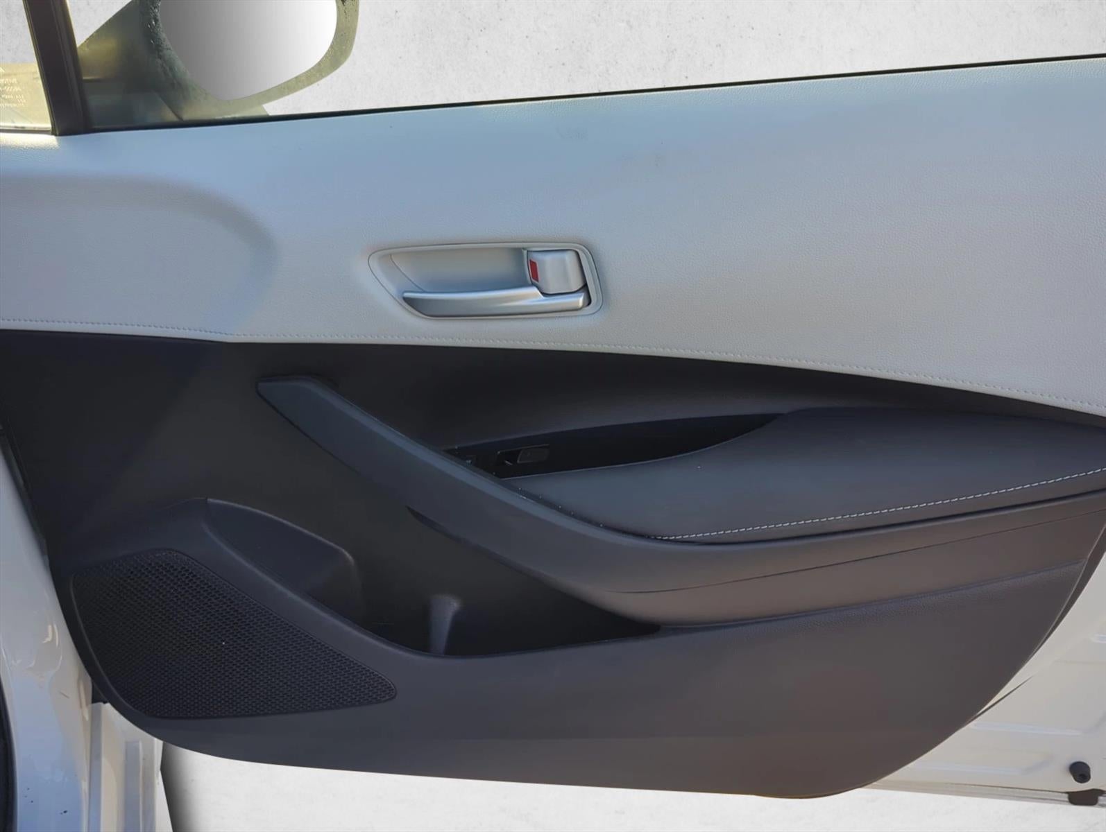 2023 Toyota Corolla Hatchback SE CVT (Natl)