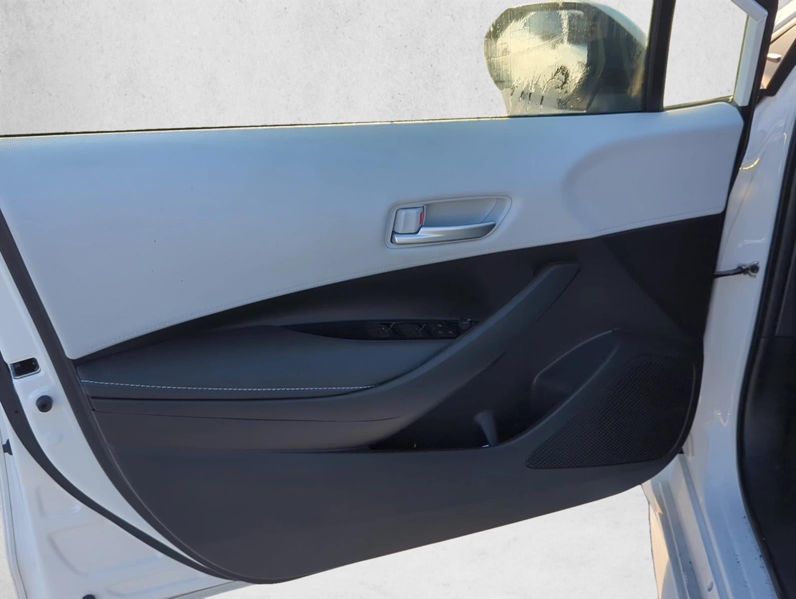 2023 Toyota Corolla Hatchback SE CVT (Natl)