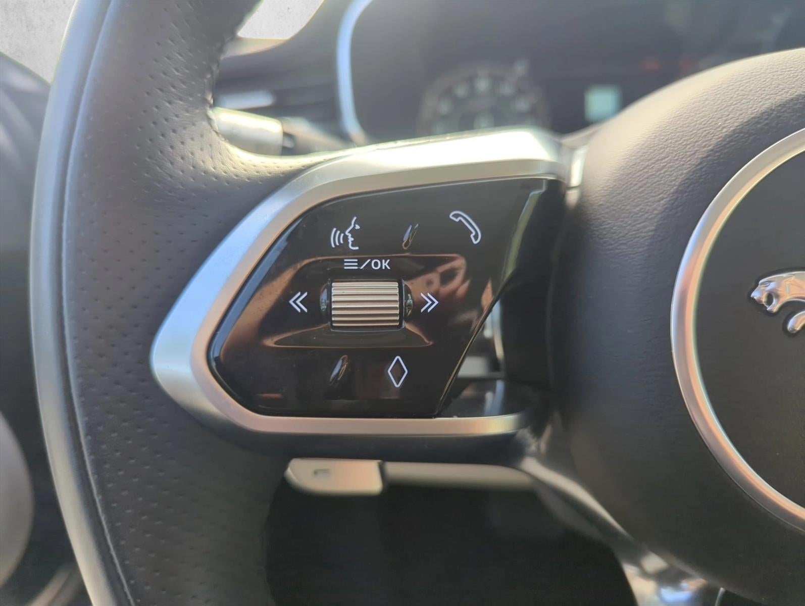 2021 Jaguar XF R-Dynamic SE Sedan AWD