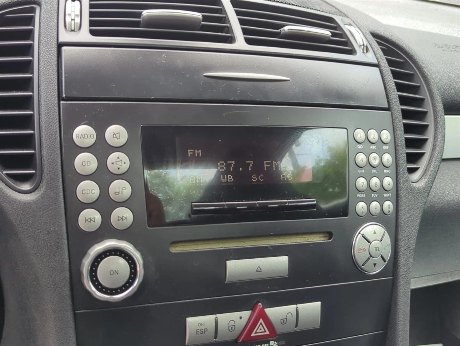 2005 Mercedes-Benz SLK Base