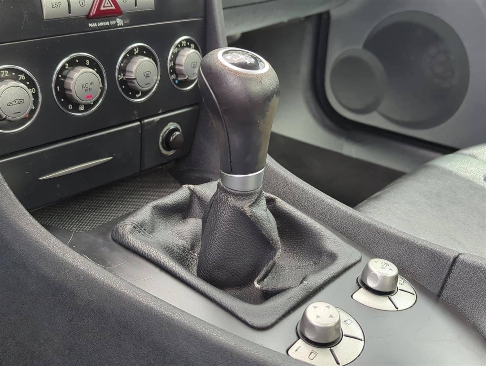 2005 Mercedes-Benz SLK Base