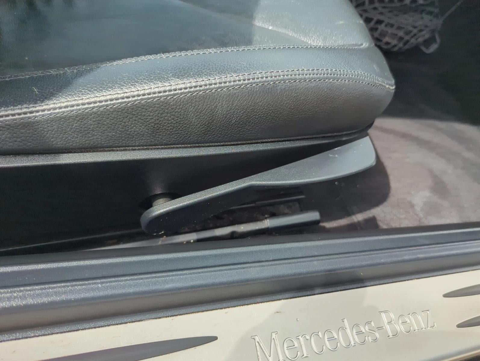 2005 Mercedes-Benz SLK Base