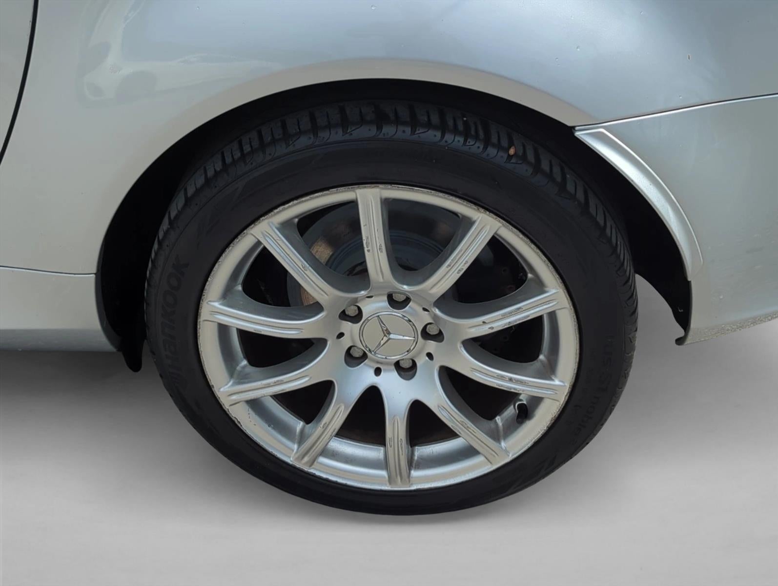 2005 Mercedes-Benz SLK Base