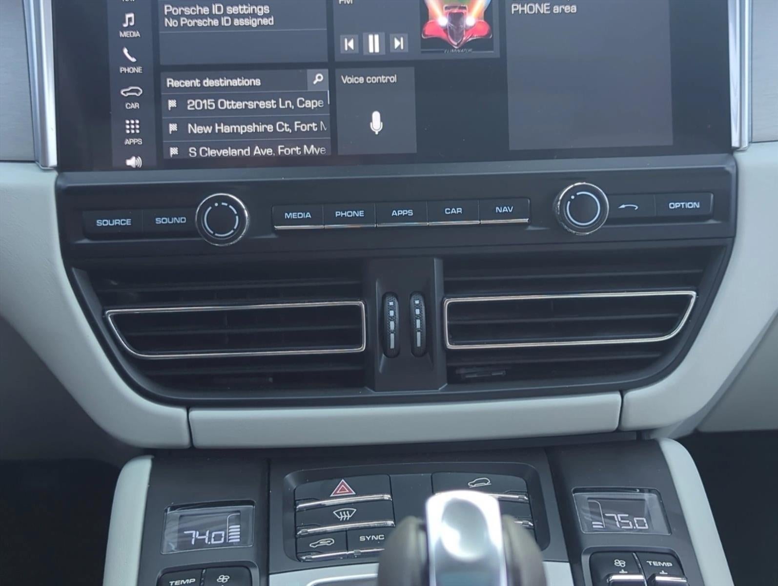 2020 Porsche Macan Turbo AWD