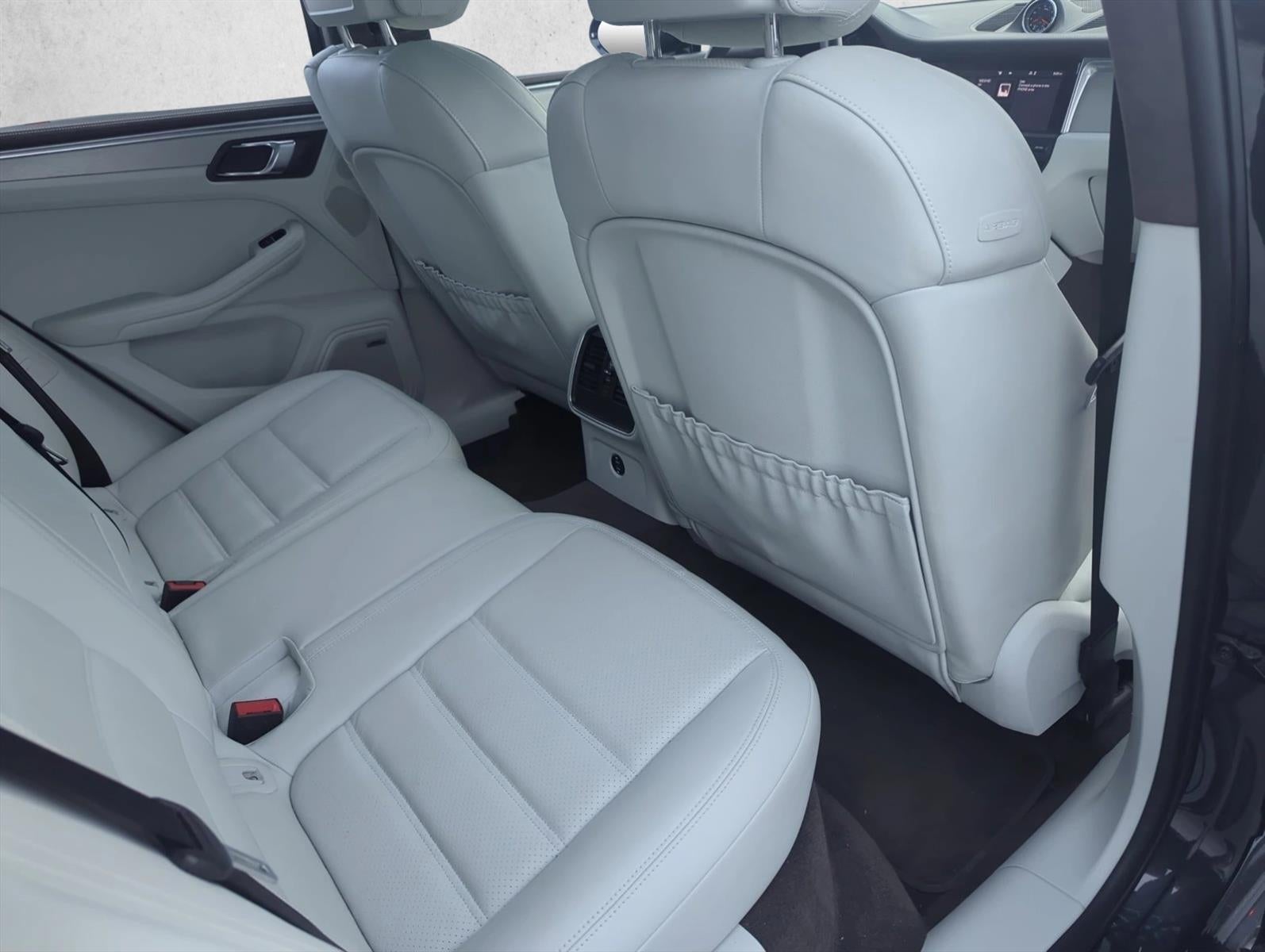 2020 Porsche Macan Turbo AWD