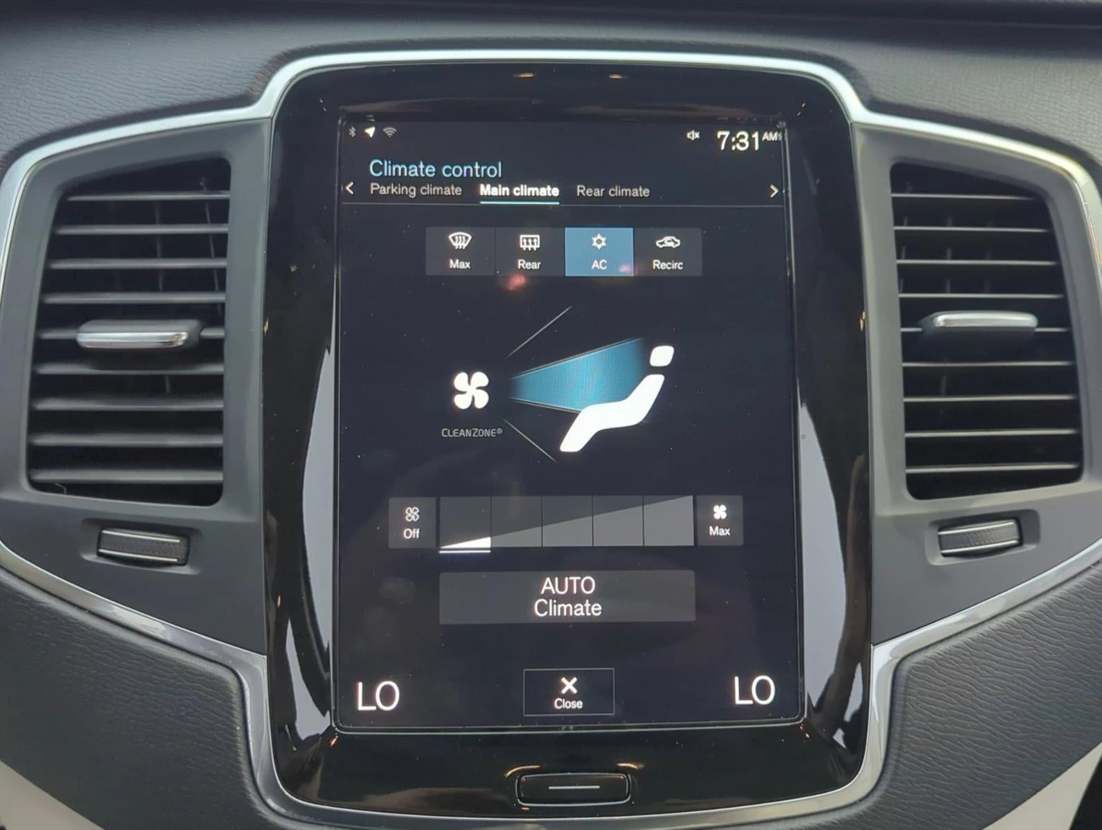 2022 Volvo XC90 T5 FWD Momentum 7P