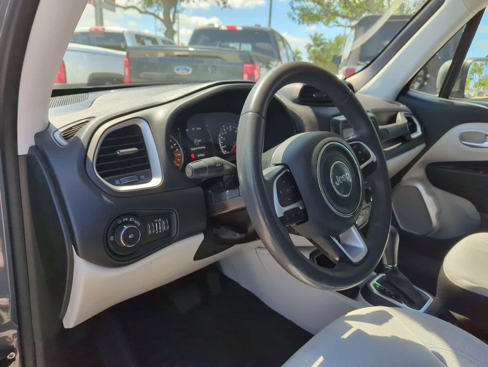 2020 Jeep Renegade Latitude FWD