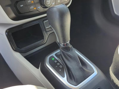 2020 Jeep Renegade Latitude FWD