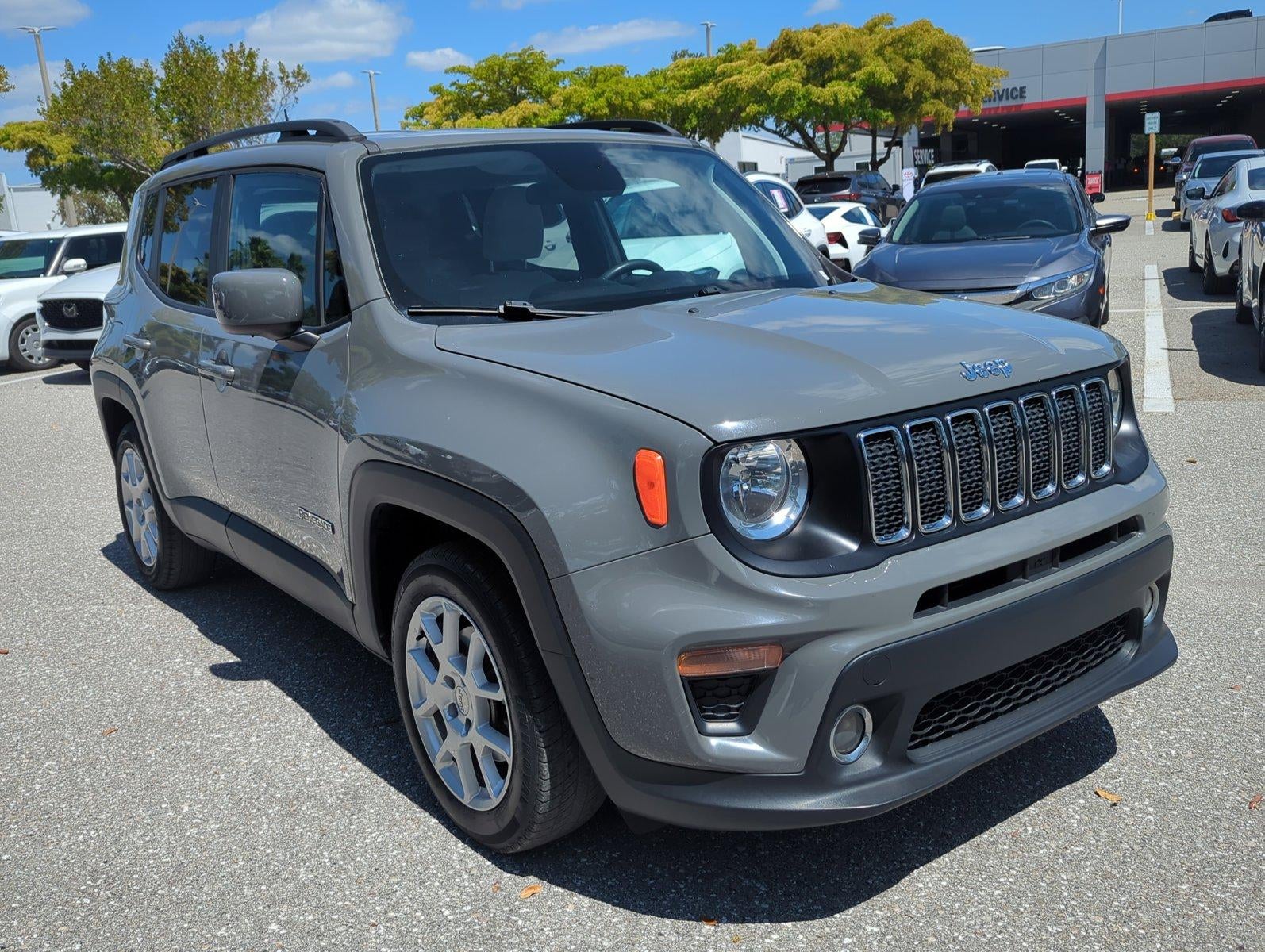 2020 Jeep Renegade Latitude FWD