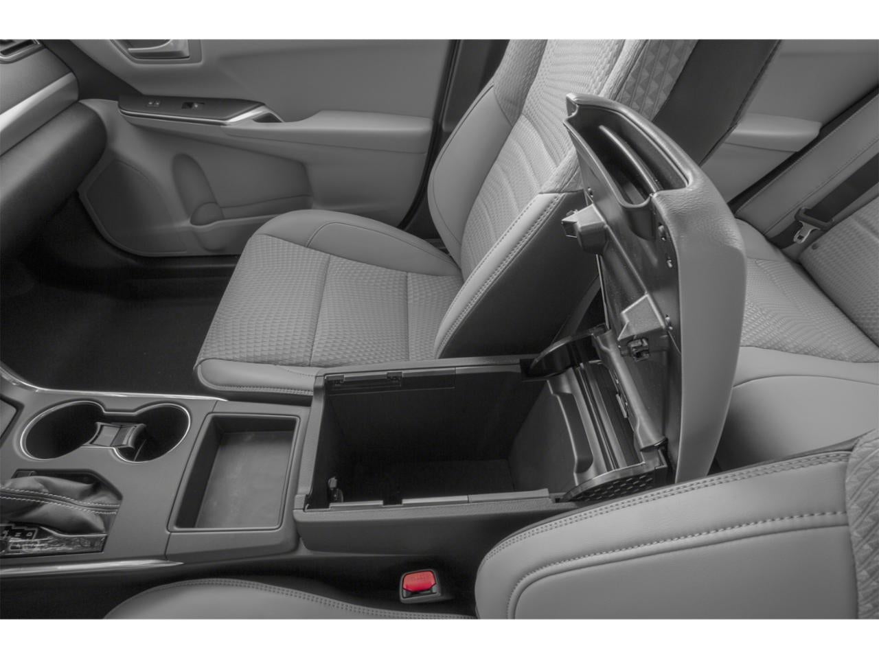 2015 Toyota Camry 4dr Sdn I4 Auto XSE (Natl)