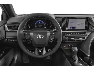 2025 Toyota Camry SE (Natl)