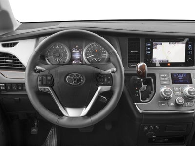 2017 Toyota Sienna XLE AWD 7-Passenger (Natl)