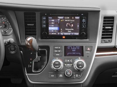 2017 Toyota Sienna XLE AWD 7-Passenger (Natl)