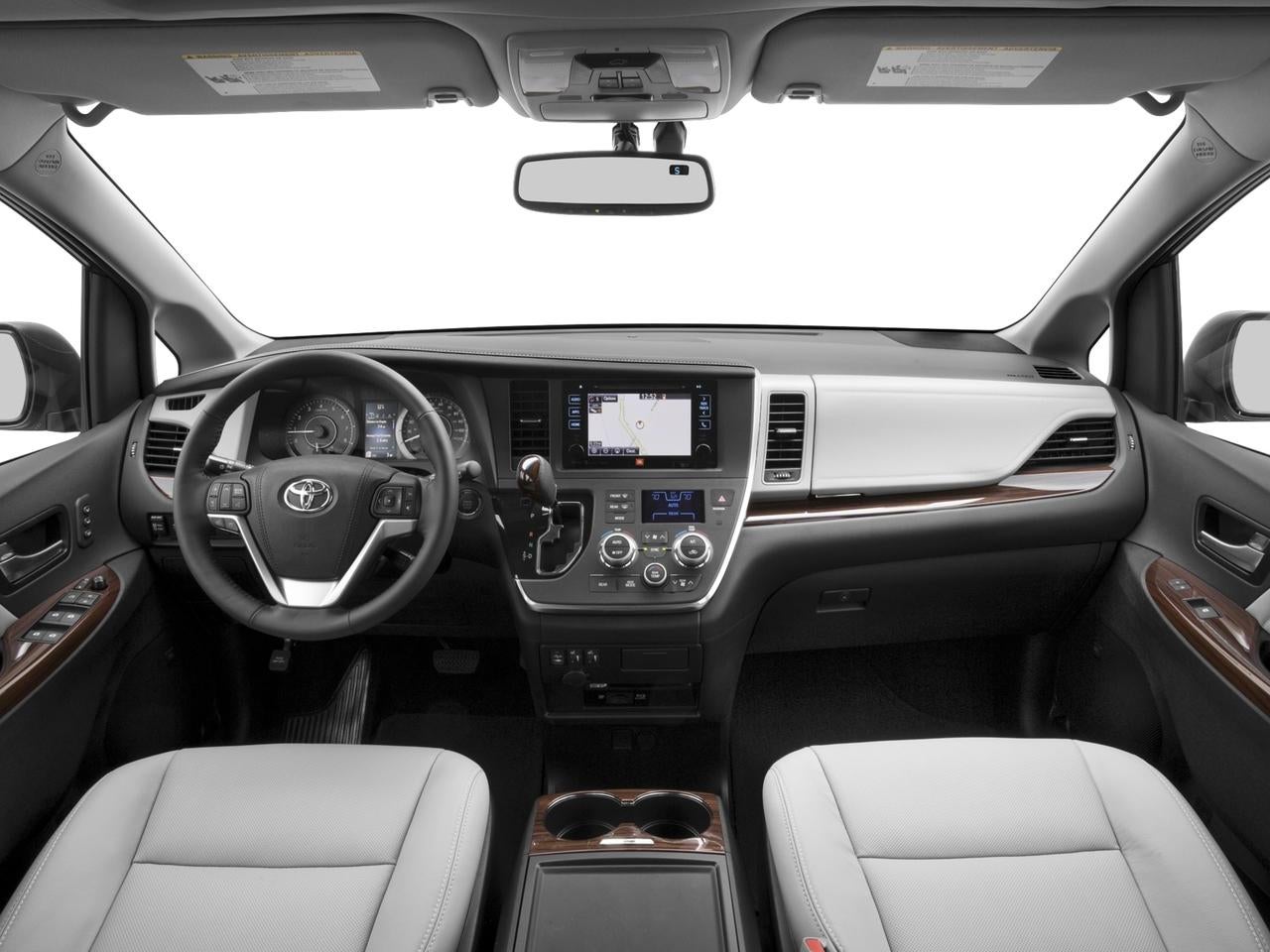 2017 Toyota Sienna XLE FWD 8-Passenger (Natl)