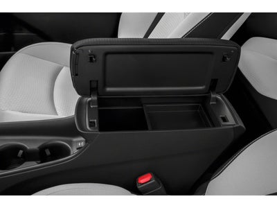 2022 Toyota Prius LE AWD-e (Natl)