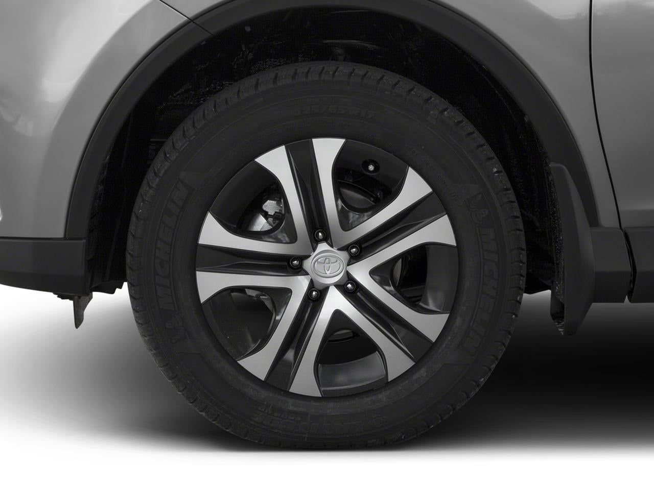 2018 Toyota RAV4 LE FWD (GS)