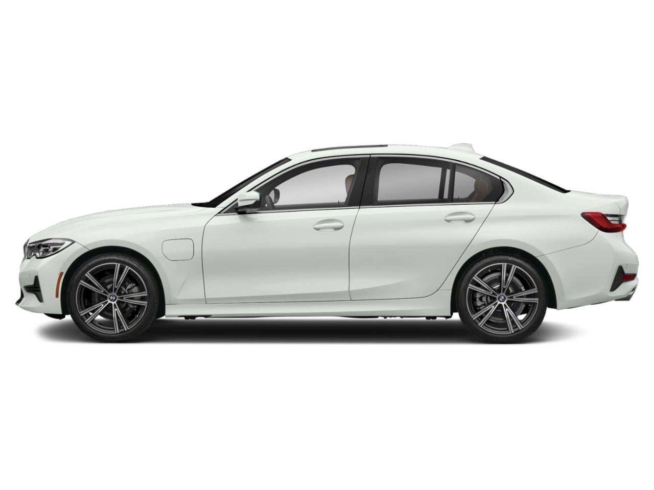 2021 BMW 330e Plug-In Hybrid